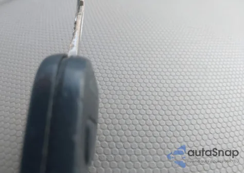 2011 Ford Escape Limited z USA, uszkodzony, nr VIN 1FMCU0EG3BKC68549